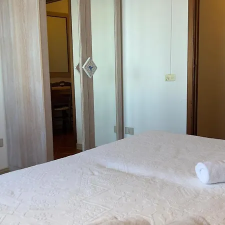 Aura Club Torre Delle Stelle Residence