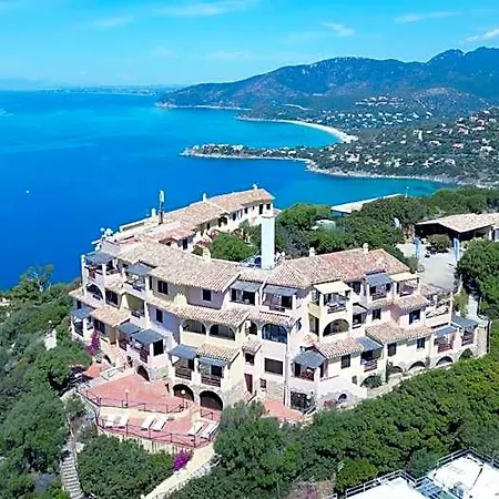 Aura Club Apartahotel Torre delle Stelle