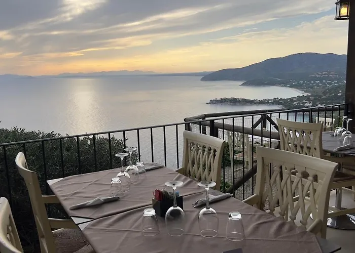 Aparthotel Aura Club 3*