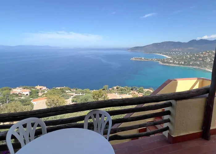 Aura Club Aparthotel Torre delle Stelle