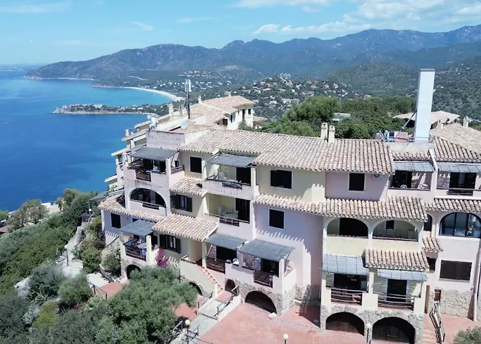 Aura Club Torre delle Stelle Residence 3*